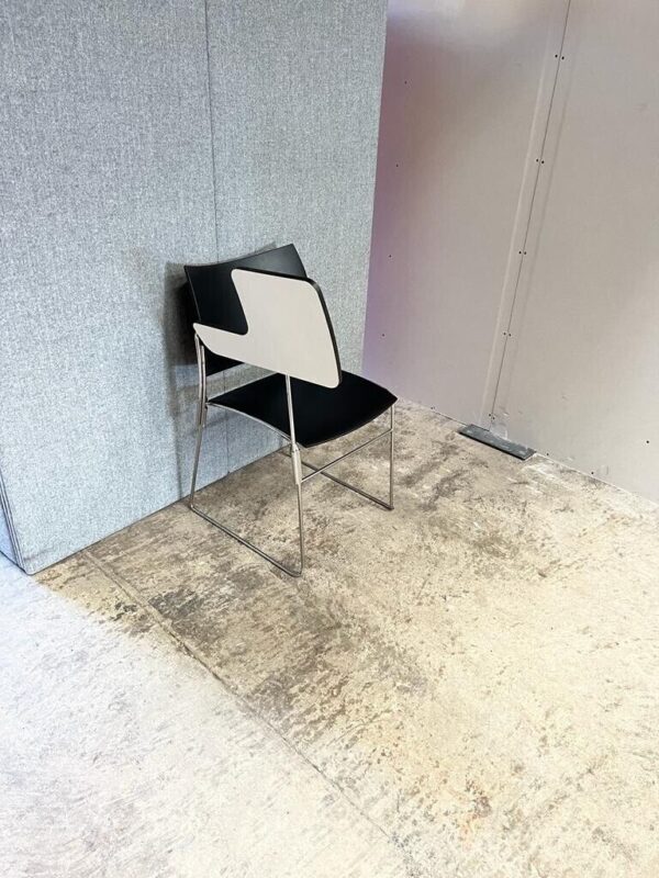 Casala Curvy Tablet chair in black and white On Chrome Wire Frame - Image 3
