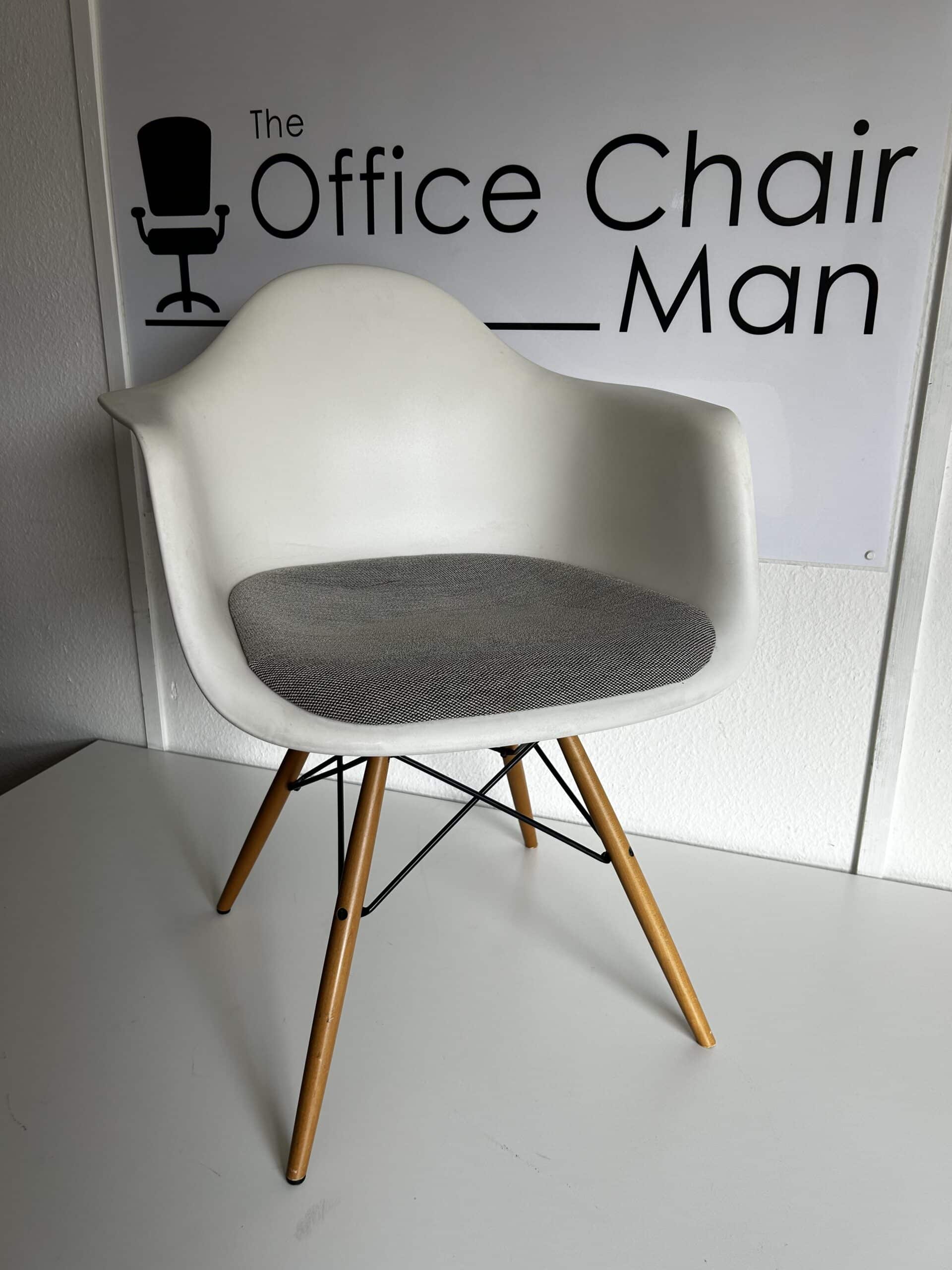 Used Vitra Eames DAW chair