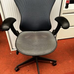 Used Herman Miller Mirra V1