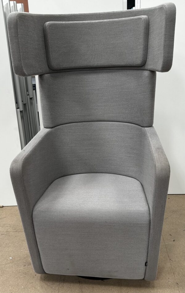 Bene PARCS Wing Chair in high quality grey fabric - Image 3