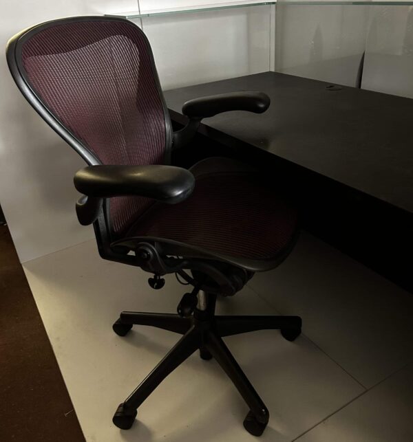 Herman Miller Aeron Classic Wine red Mesh Size B forward tilt