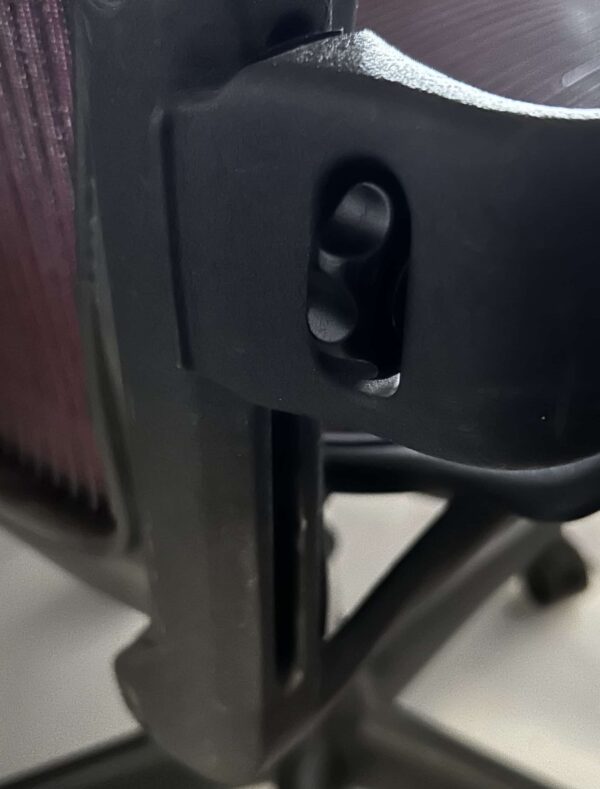 Second hand Herman Miller Aeron Classic Wine red Mesh Size B forward tilt roller wheels
