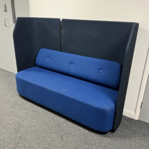 Kinnarps Field sofa 2&3 seat in midnight Check & Marino Blue