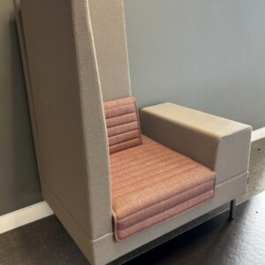 offecct-small-room-plus-1000-high-back-acoustic-privacy-pod