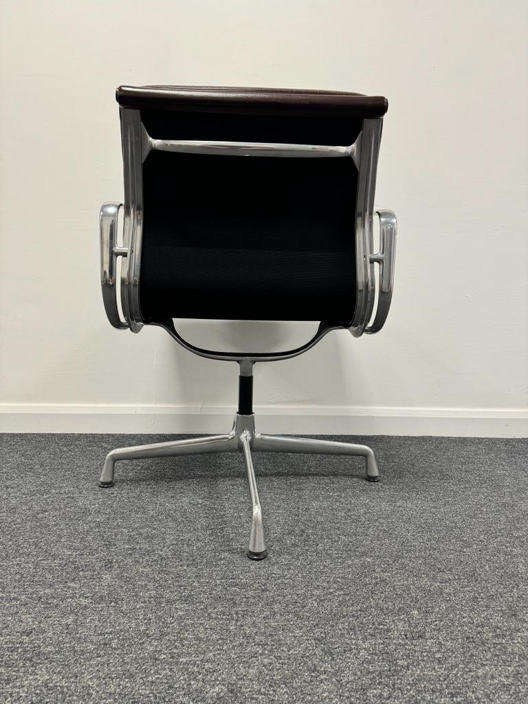 Back Vitra Charles Eames Aluminium Group EA208 Soft Pad Leather Chair