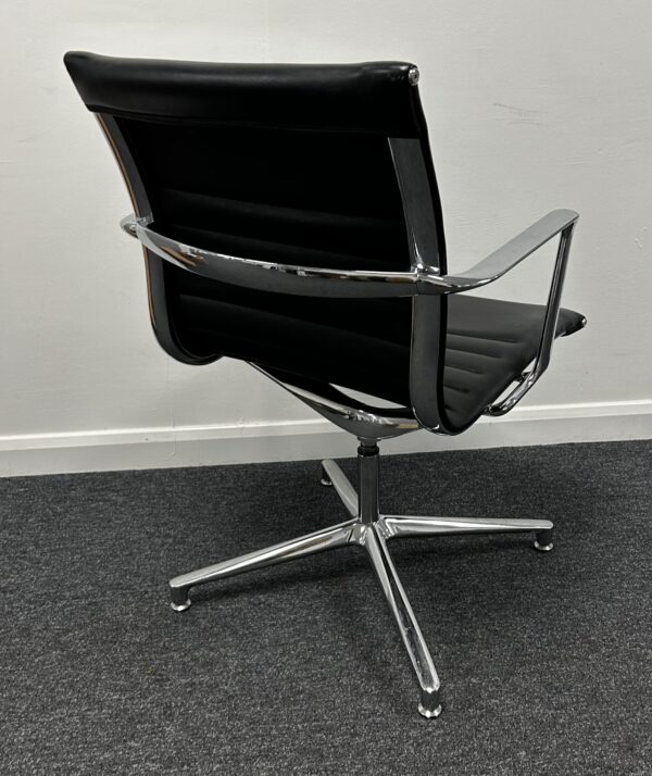 Mobili Black Leather Chrome Aluminium Framed Conference Chair
