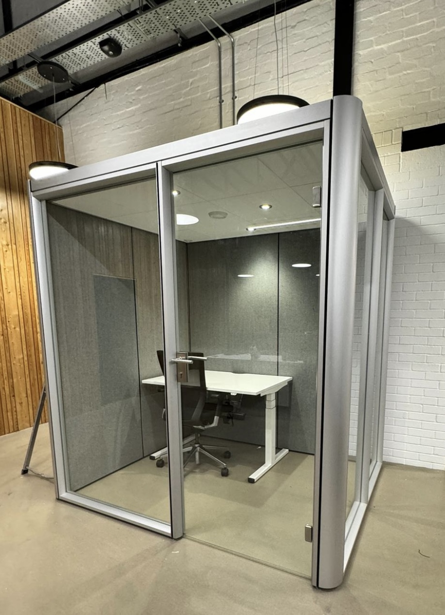 Senator Cell 02 Focus Acoustic Privacy Cell Pod Glass