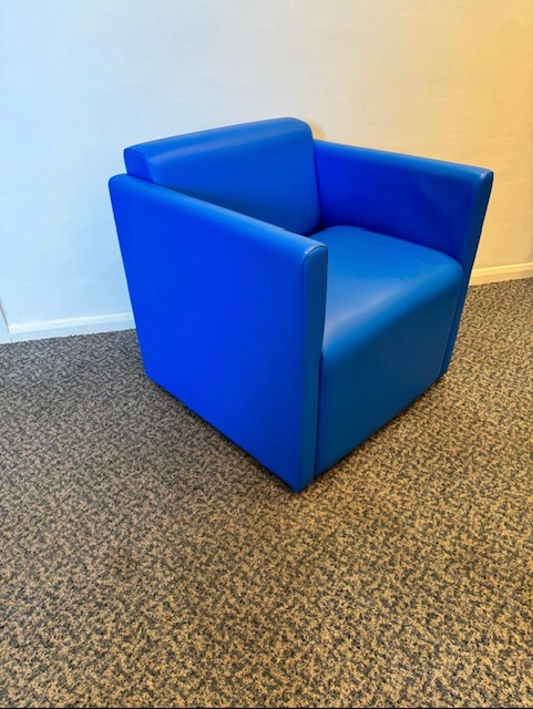Gresham Cube Chair light Blue