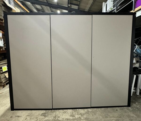 Senator Cell Pod 4.5m x 3m Collaborative booth