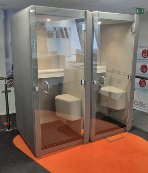 JDD Penelope acoustic office phone booth