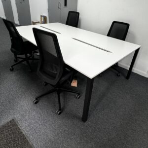 Used Bench Desks 1200 x 700