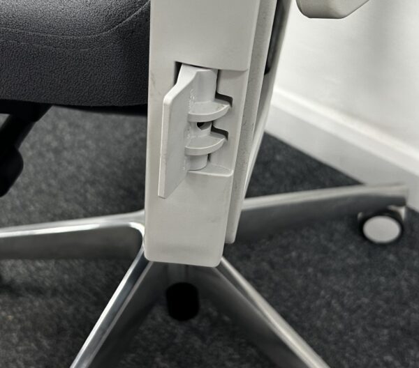 Senator Ecoflex ECF470HA High Back Task Chair Silver Grey fabric on White Chassis - Image 6