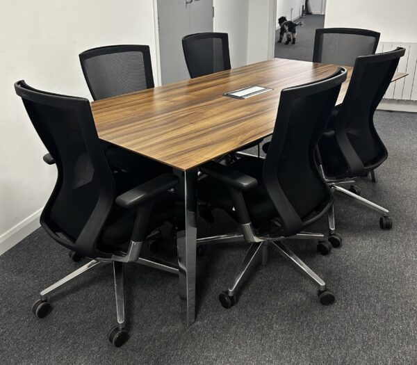 Conference table 2m x 1.0m Walnut top on highly polished alloy legs - Image 3