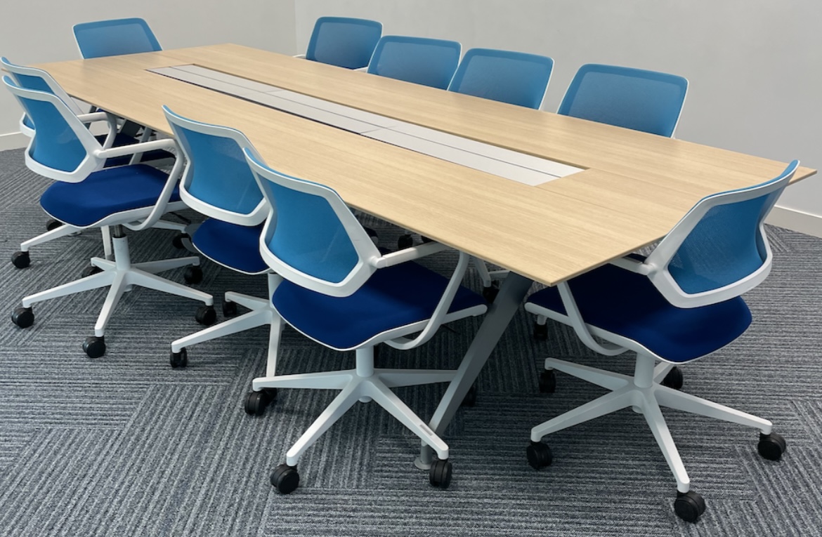 Steelcase Four Point Eight 3M