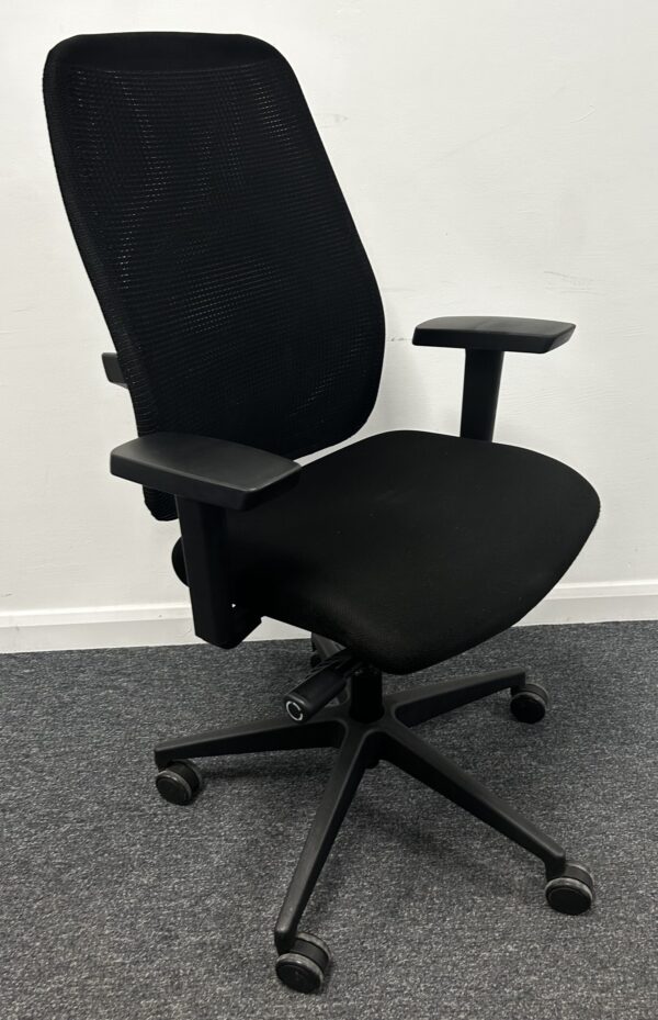 Interstuhl 2175 Black Duo Knit Mesh High Back Task Chair - Image 2