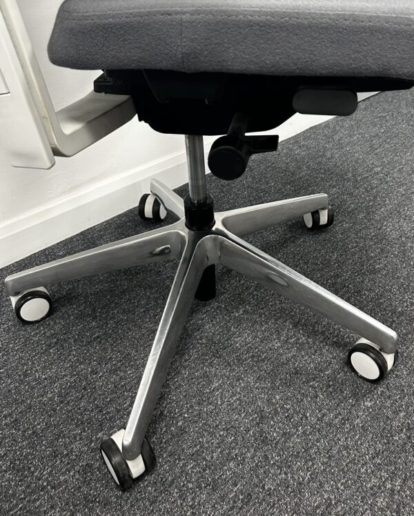 Senator Ecoflex ECF470HA High Back Task Chair Silver Grey fabric on White Chassis - Image 5