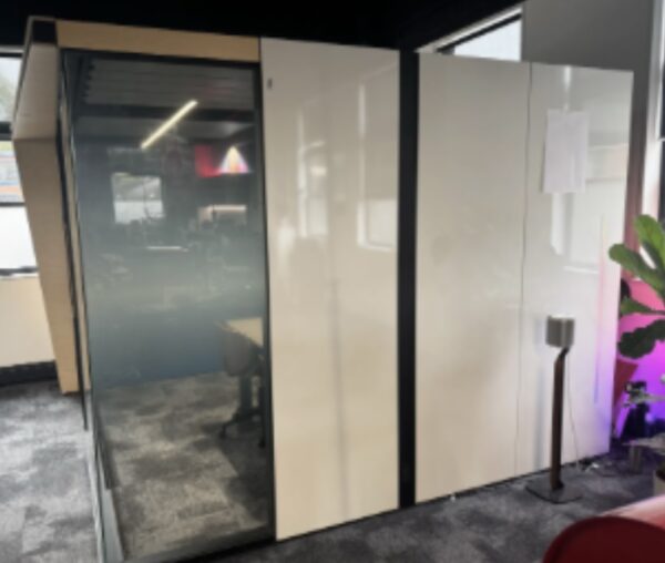 Pre-Loved Orangebox Campers & Dens Pod CD05CLS Acoustic booth