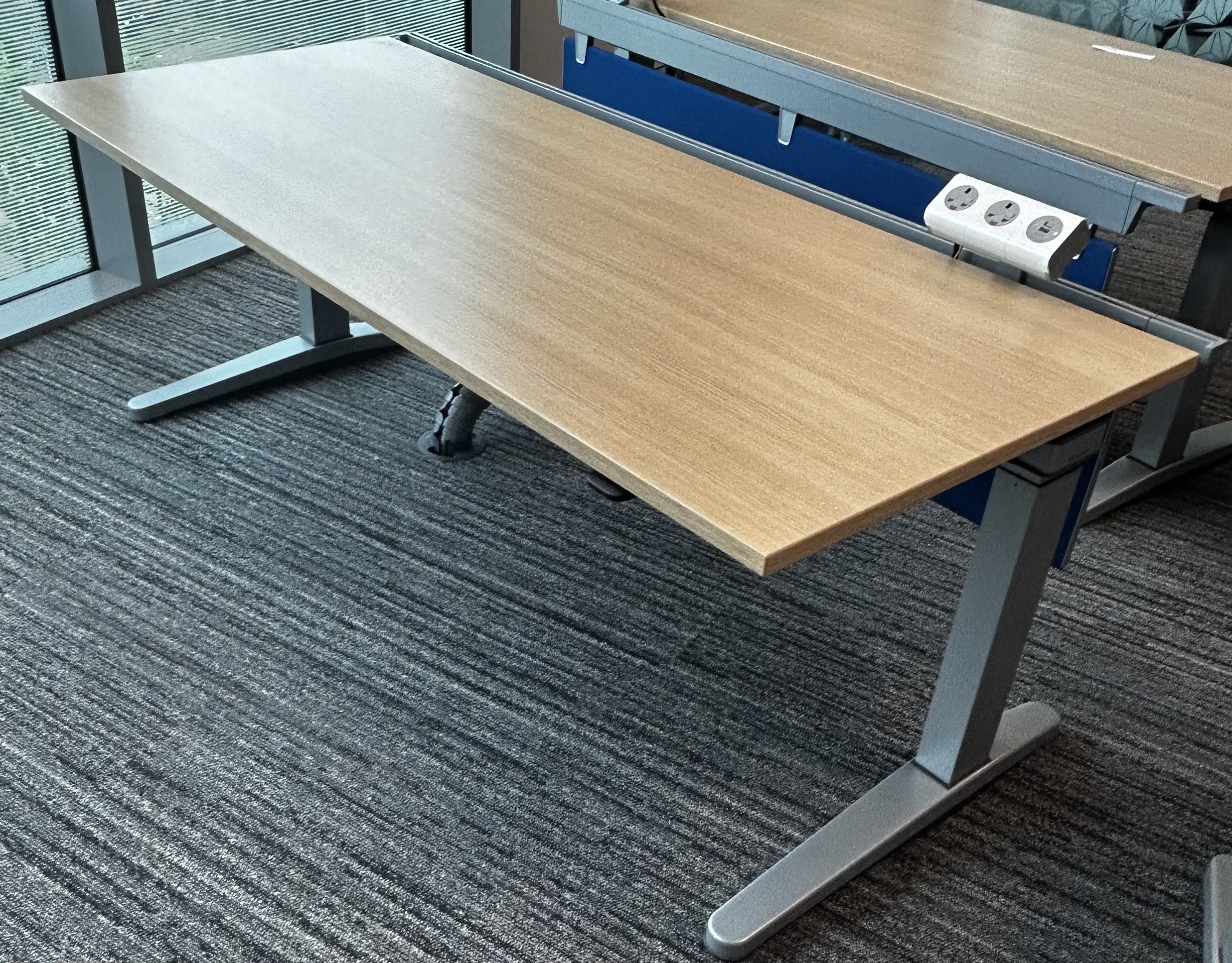 Steelcase Sit Stand Desk Ology