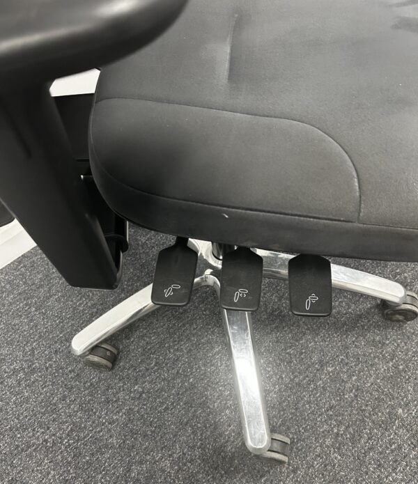RH Logic 220 High Back Executive Task Chair with Arms and Headrest in Grey New Model - Image 8