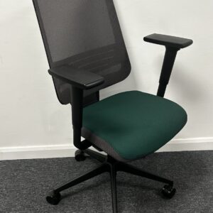 Forma 5 Dot Pro Task Chair