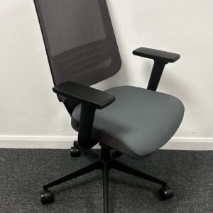 Grey Forma 5 Dot Pro Euro Task Chair