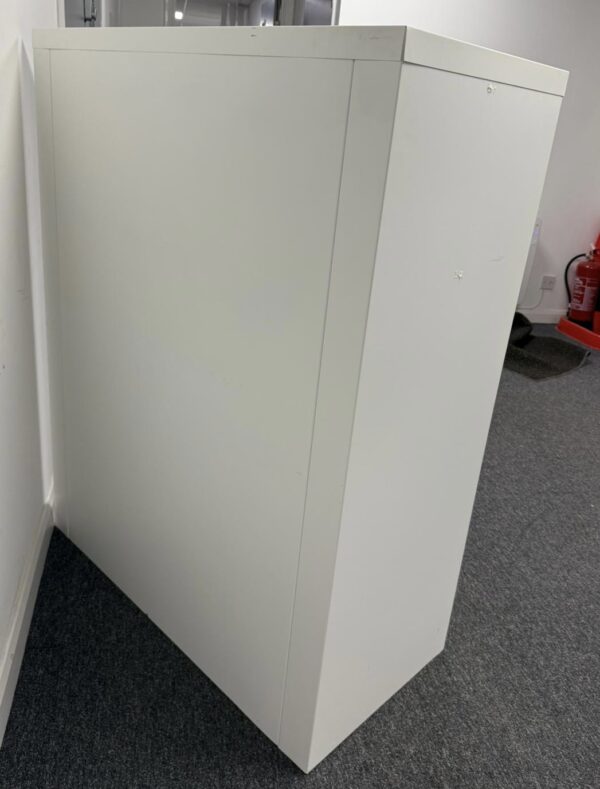 Bisley 1.0m double door side tambour cupboard in White with White Doors - Image 4