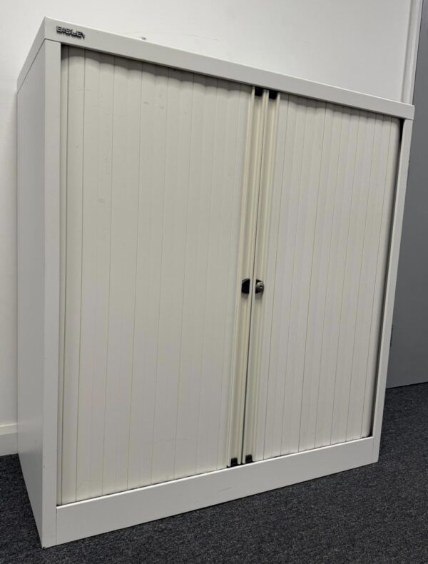 Bisley 1.0m double door side tambour cupboard in White with White Doors - Image 5