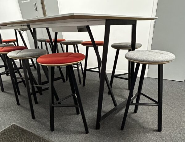 Frovi Relic Hi Collaborative Table 3.2M x 1.2M White Laminate & 12 Frovi Relic Hi Stools - Image 3