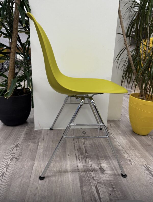 Vitra Eames DSS 729 chair Mustard on Chrome Wire Legs 2019 - Image 4