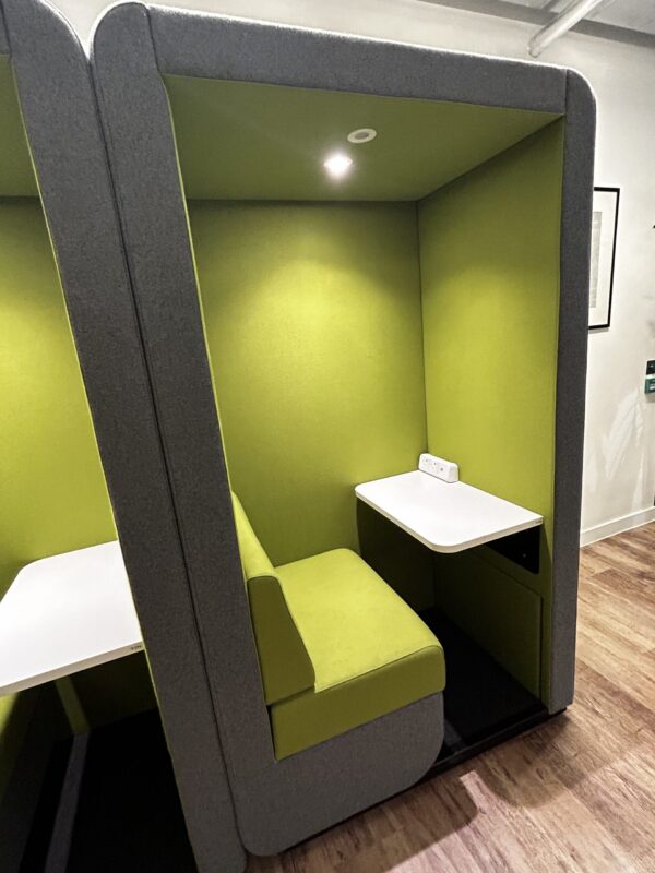 JDD BOB SINGLE PERSON ACOUSTIC OPEN WORK SPACE - Image 2