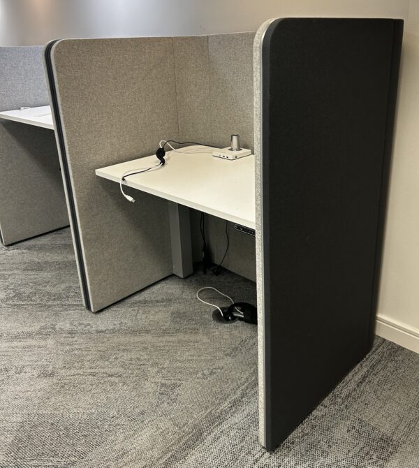 OCEE Design Den 1 Sit Stand Booth Single User Privacy Space
