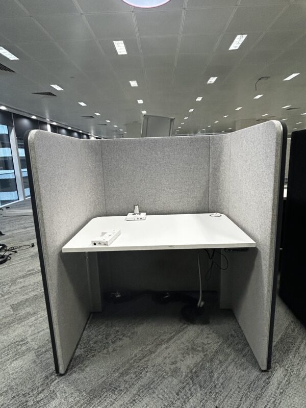 Ocee Single Person Office Booth