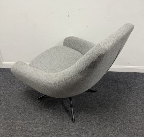 Softline Noomi Lounge Swivel Chair in Ice Grey - Image 3