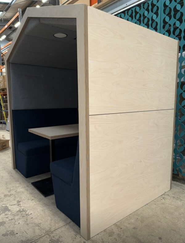 Spacestor Railway Carriage Pod - Image 6