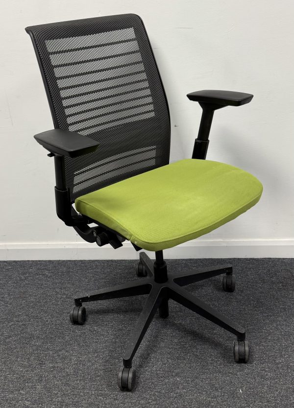 Pre-loved Steelcase Think V2 Green