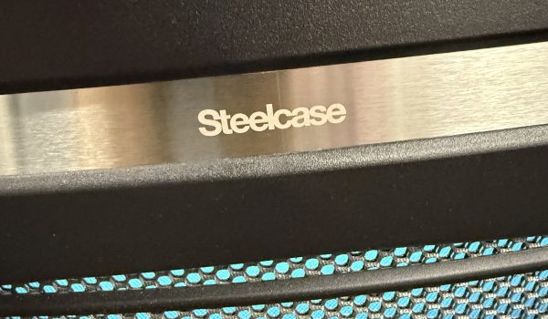 Steelcase Think V2