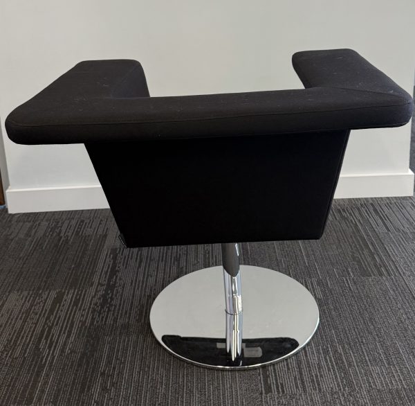 Zuco Alterno swivel breakout chair