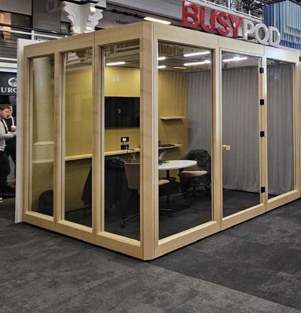 Used BusyPod Moduler Office Booth