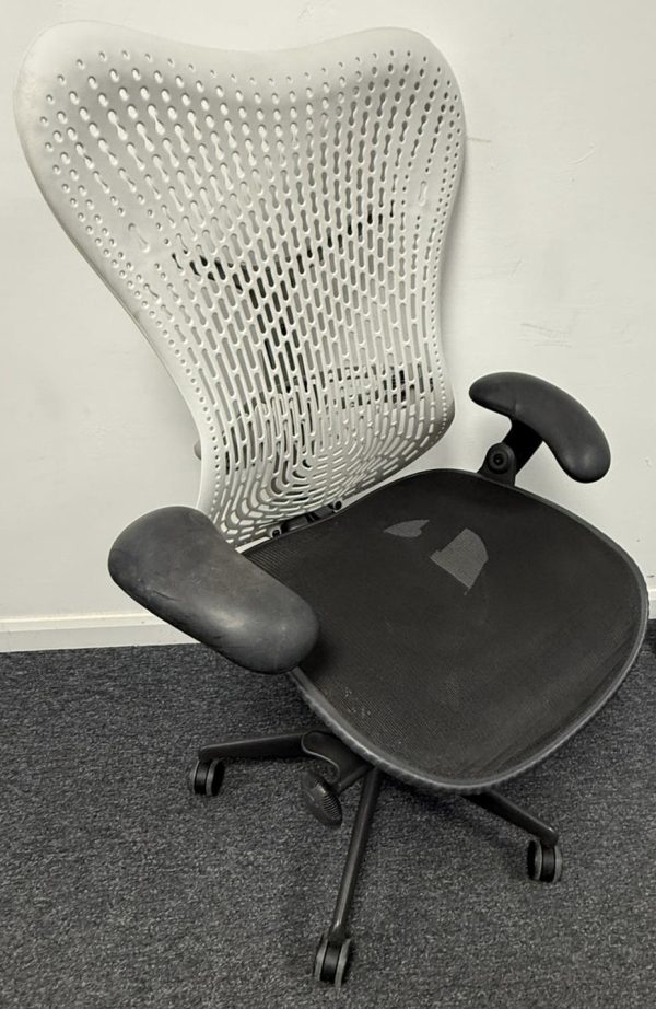 Used Herman Miller Mirra V1 Fog White Backrest on Anthracite Seat