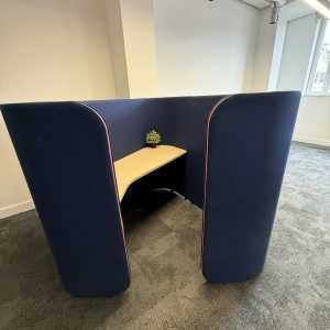 Flexi Tri 01 Acoustic single user workspace pod