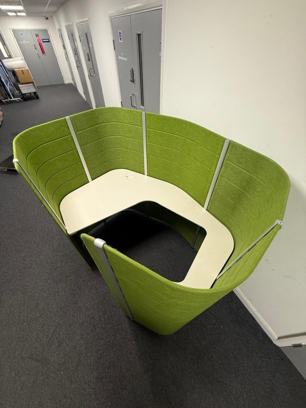 Office Pods Single Person Privacy Bay in Green