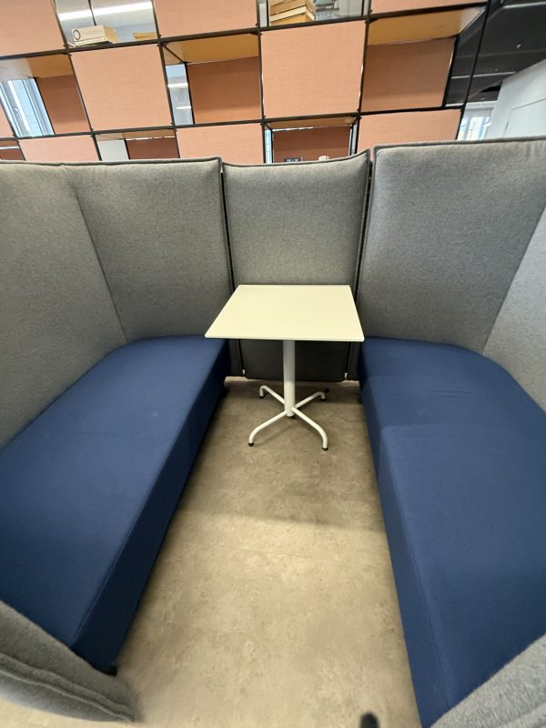 Used Naughtone Cloud Plain four Seat High Back Acoustic Privacy Sofa Booth with table