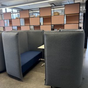 Used Naughtone Cloud Plain four Seat High Back Acoustic Privacy Sofa Office Booth with table