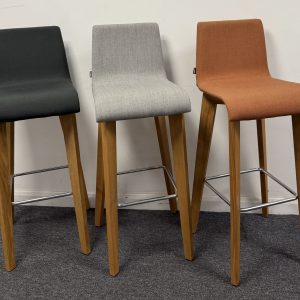 Frovi high stools in various colours