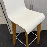 Frovi Jig Duo High Stool White on Oak Frame