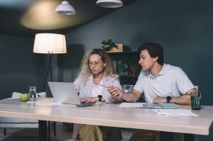High-performance home office with used furniture