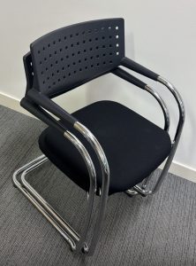 Refurbished office chairs for meeting rooms