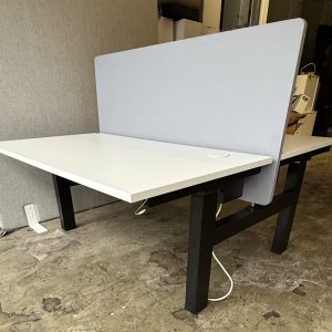 Senator Sit Stand Desk 1400 x 800