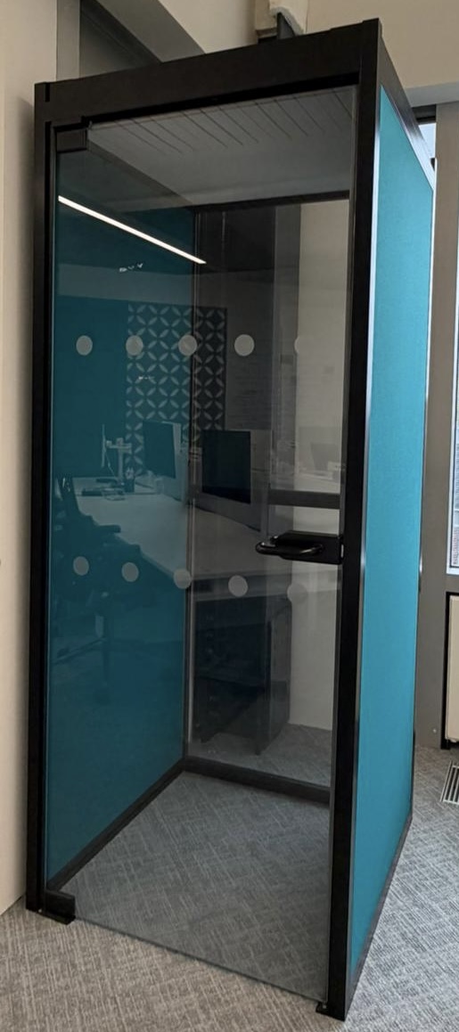 Boss Design Aspect 1 Acoustic Office Booth