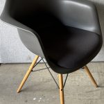 Vitra Eames DAW Chair Granite Shell with Nero Seat